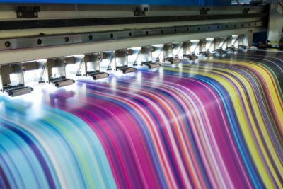 Panneaux Akilux : l’allié de votre communication temporaire